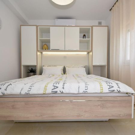 Apartment Matanovi Dvori-1 By Interhome Vir Eksteriør bilde