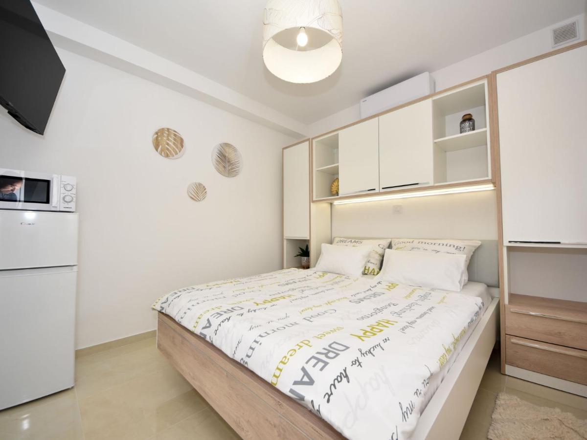 Apartment Matanovi Dvori-1 By Interhome Vir Eksteriør bilde