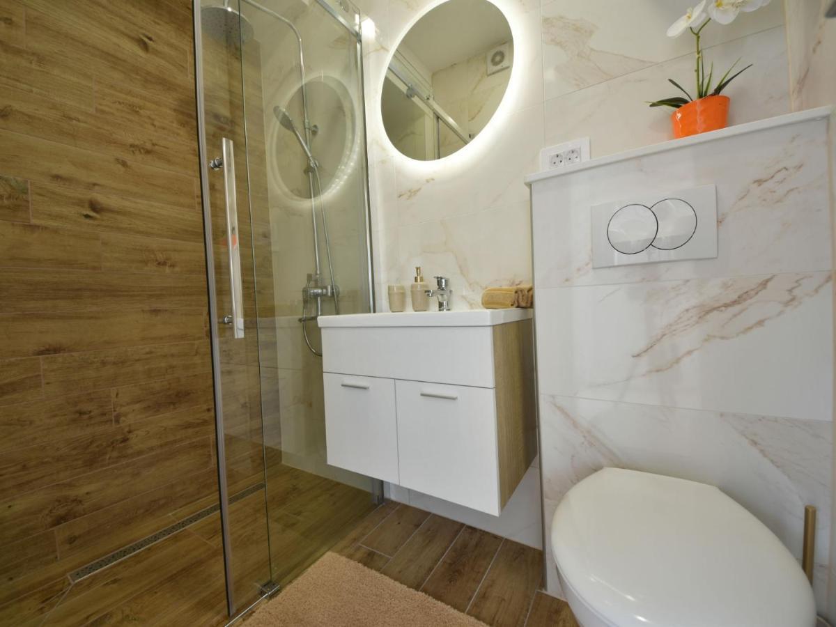 Apartment Matanovi Dvori-1 By Interhome Vir Eksteriør bilde